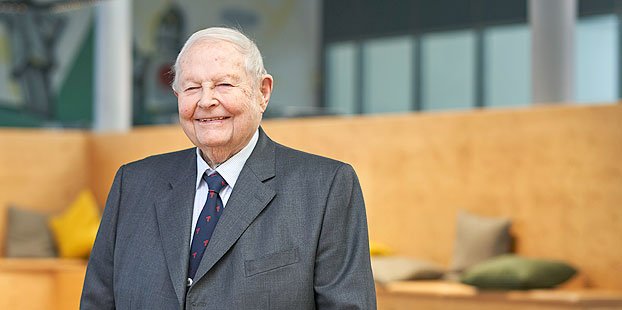 Lee más sobre el artículo Murió el pionero de la maquinaria agrícola, Helmut Claas