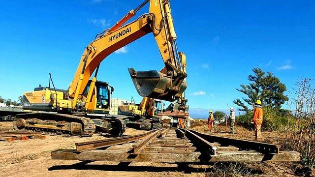 Lee más sobre el artículo AVANZA CON ÉXITO EL PROYECTO DE RECUPERACIÓN Y MEJORAMIENTO DEL FERROCARRIL GENERAL BELGRANO
