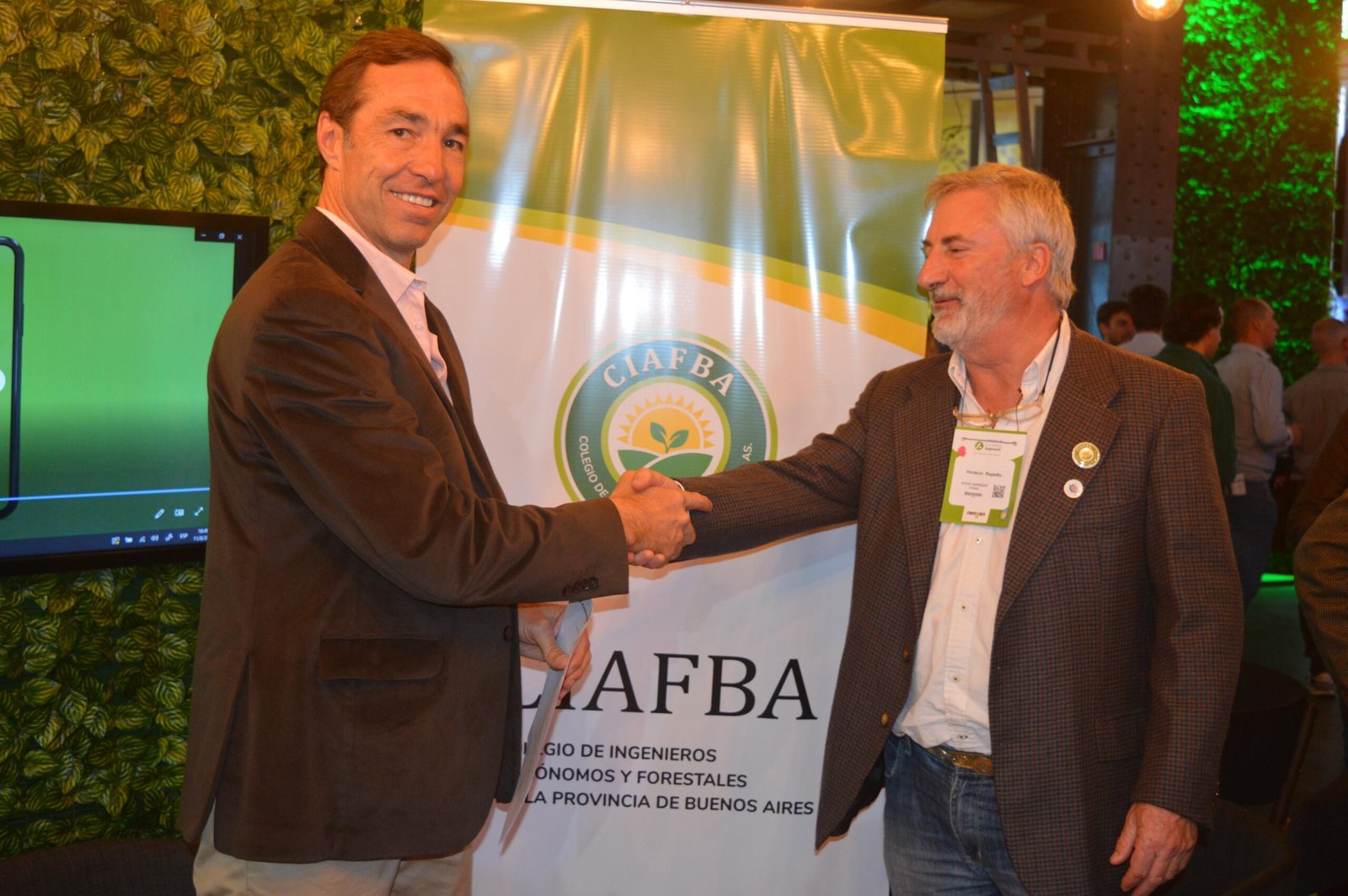 Lee más sobre el artículo CIAFBA y Aapresid firmaron un convenio por más<br>capacitaciones, coloquios y simposios