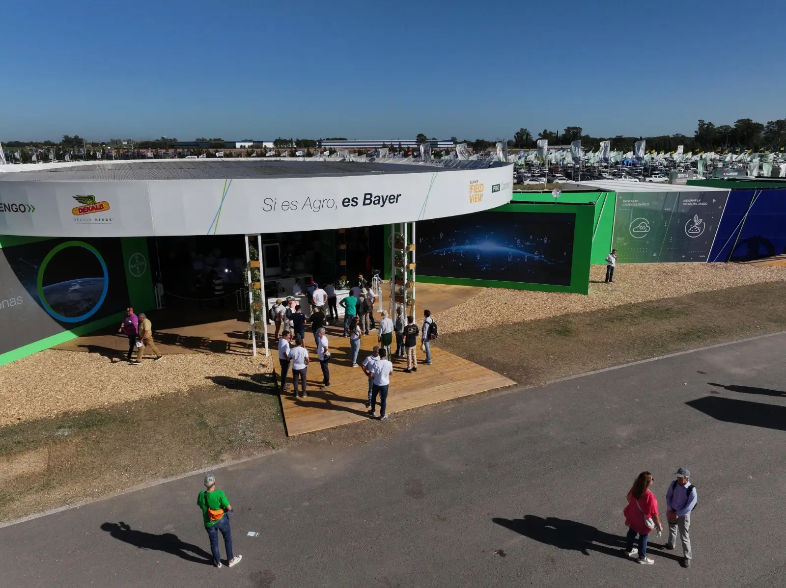 En este momento estás viendo Bayer pisa fuerte en ExpoAgro 2025